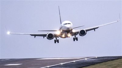 خبير: ارتفاع أسعار الوقود يضغط على الطيران ويؤثر على السياحة العالمية