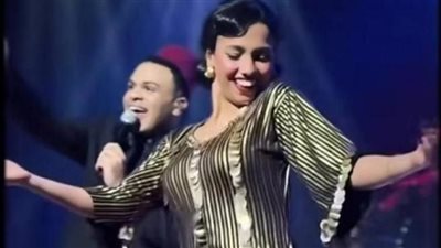 كيف أحرجت دينا دياب الراقصات الأجانب في عروض 