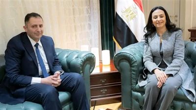 وزيرة التضامن الاجتماعي ومحافظ دمياط يشهدان توقيع 