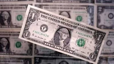 سعر الدولار مقابل الجنيه المصري اليوم السبت.. استعراض شامل لأسعار الصرف