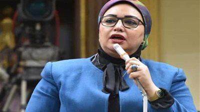 الست المصرية أمانة.. كيف يحفظ قرار وزارة العمل كرامة بناتنا بالخارج؟