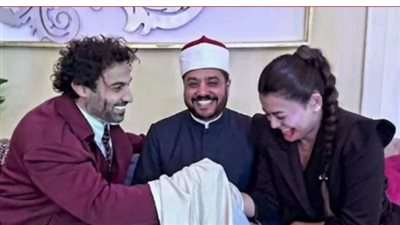 أسماء جلال وأحمد فهمي يتصدران التريند بصورة 
