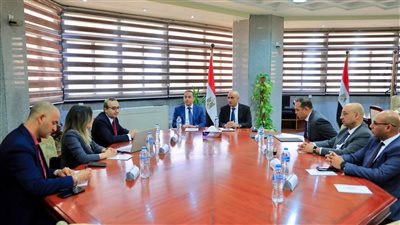 وزير التربية والتعليم يبحث إدراج 