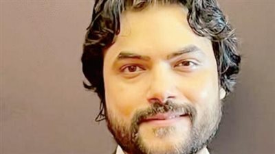 الموت يغيب والد السيناريست محمود حمدان والوسط الفني يسانده في محنته
