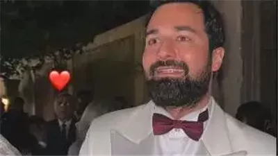 أحمد حاتم يكشف كواليس ظهوره ببدلة الزفاف.. هل كذابة أبريل؟