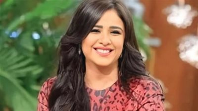 منظمة فرسان السلام تشيد بتميز ياسمين عبدالعزيز في مسلسل وننسى اللي كان وتمنحها درع الإبداع