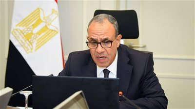 وزير الخارجية المصري يبحث مع نظيره الكويتي تعزيز العلاقات الثنائية وتطورات الأوضاع الإقليمية