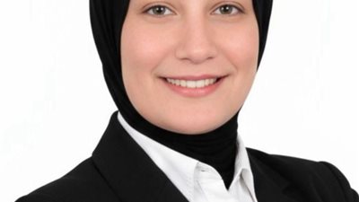 خبرة 20 عامًا في القطاع البترولي.. خلود بسيوني مديرًا لمكتب وزير الصناعة