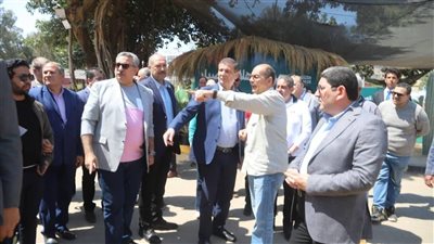 وزير الزراعة يتفقد معرض زهور الربيع بالدقي ويقرر مدّه حتى نهاية مايو