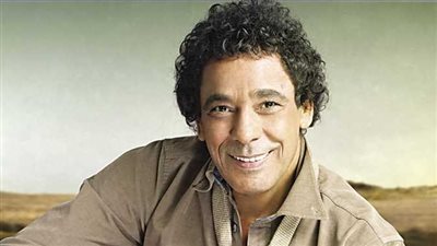 الكينج محمد منير يتصدر المشهد الفني: نجاحات رمضانية وألبوم جديد يلوح في الأفق