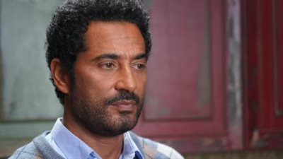سر الصعيدي الذي أبهر عادل إمام.. عمرو سعد يروي تفاصيل المكالمة المنتظرة من الزعيم