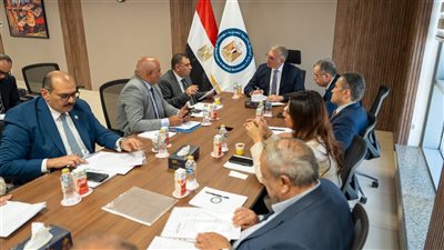 وزير البترول يجتمع بالنواب والشيوخ لدعم الاستثمار وزيادة إنتاج الغاز