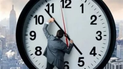 كم الساعة الآن في مصر؟.. بدء تطبيق التوقيت الصيفي رسميًا وتقديم الساعة 60 دقيقة
