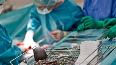 متى تصبح الجراحة حتمية؟ 4 حالات طبية طارئة تستدعي الولادة القيصرية فوراً