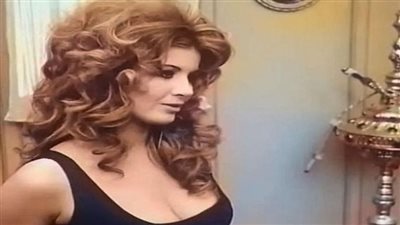 جميلة السينما ميرفت أمين.. كيف حافظت على بريقها من 