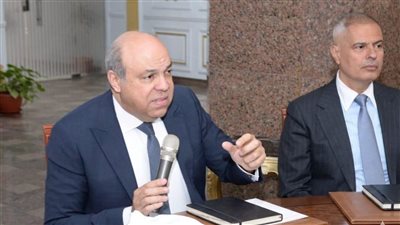 وزير الطيران : نقل  64 ألف حاج هذا العام بداية من 4 مايو القادم 