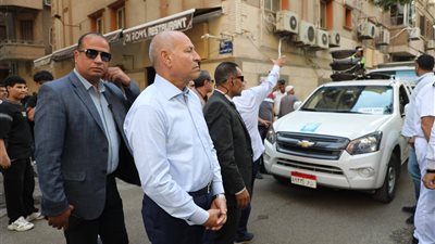 استجابة لشكاوى المواطنين.. حظر الأنشطة التجارية العشوائية في أحياء القاهرة التراثية