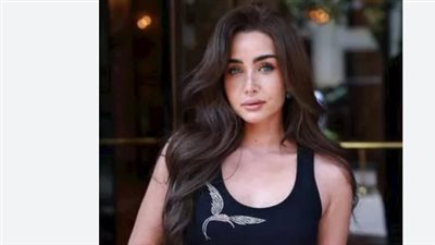 كواليس أزمة تتر فيلم ملك الغابة.. كيف ردت هنا الزاهد على سخرية هشام ماجد؟