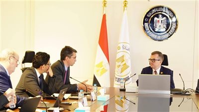 التخطيط: الحكومة تستهدف نموًا اقتصاديًا 5.4% وتعزيز دور القطاع الخاص ضمن خطة 2026/2027