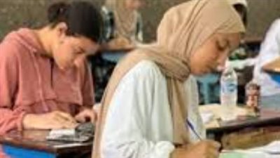 لطلاب الصف الثالث الثانوي.. 10 نماذج تدريبية لكل مادة متاحة الآن إلكترونياً