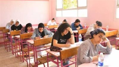 إحالة مدير مدرسة ومشرفين للتحقيق بسبب تقصير أثناء امتحانات أبريل بالجيزة