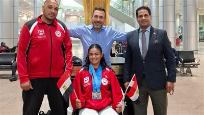 استقبال رسمي لأبطال التجديف البارالمبي بمطار القاهرة بعد إنجاز مشرف في البطولة الدولية بفرنسا