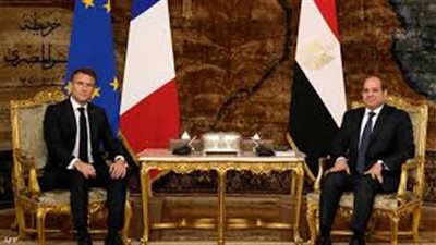 السيسي يؤكد دور مصر التاريخي في نشر المعرفة ويستقبل ماكرون بمقر جامعة سنجور الجديد