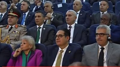 رئيس جامعة القاهرة يشارك في افتتاح المقر الجديد لجامعة «سنجور» بحضور السيسي وماكرون