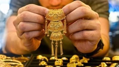أسعار الذهب اليوم في مصر.. عيار 24 يكسر حاجز 8000 جنيه في مستهل التعاملات