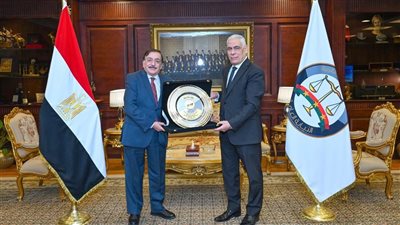 تعزيزًا للعدالة الناجزة.. النائب العام يستقبل رئيس محكمة استئناف أسيوط