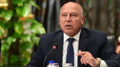 وسط هتافات تحيا مصر.. تشغيل تجريبي لكوبري أبو شوشة بقنا