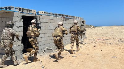 قوات الصاعقة المصرية تشارك في التدريب الدولي «FLINTLOCK 2026»