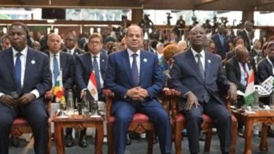 المتحدث الرسمي للرئاسة يكشف تفاصيل استقبال الرئيس السيسي في القصر الرئاسي بكينيا