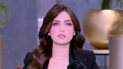 ياسمين عز تُحذر من فيروس 