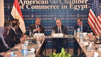 هيئة الدواء المصرية تشارك في مائدة مستديرة لدعم تصدير الدواء وزيادة الاستثمار