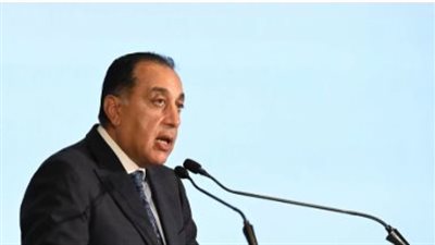 رئيس مجلس الوزراء يتفقد أعمال التطوير العمراني في القاهرة الكبرى برفقة عدد من الوزراء والمسؤولين