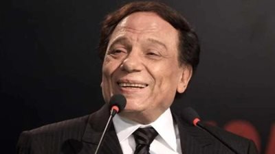 الكوميديا السوداء والدراما الساخرة في السينما المصرية.. فيلم الإرهاب والكباب نموذجاً