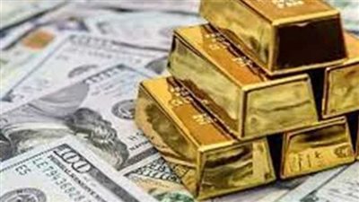 صعود الدولار وعوائد السندات الأمريكية يضغطان بقوة على الذهب العالمي قرب 4550 دولاراً