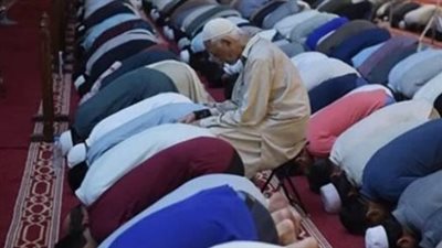 مواقيت الصلاة اليوم: متى يرفع أذان الفجر والمغرب في العاصمة والمدن السياحية؟