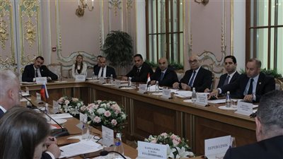 بتوجيهات النائب العام.. وفد من النيابة العامة المصرية يتبادل الخبرات التقنية في مدينة سانت بطرسبرغ