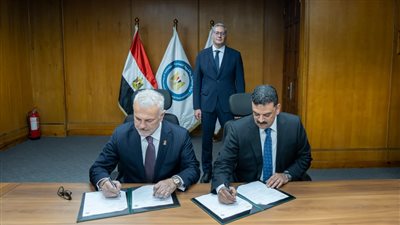 مصر وتركيا تتعاونان في استكشاف الذهب بالصحراء الشرقية.. توقيع مذكرة تفاهم بين «الثروة المعدنية» وOZ Mining