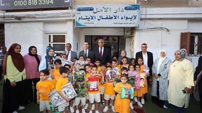  محافظ كفرالشيخ يزور دار الأيتام الرضع ويوجه بتقديم الرعاية الكاملة لهم.. «الأيتام أولويتنا»