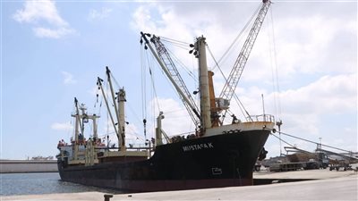 وزير النقل يتابع انتظام العمل بالمواصلات والسكك الحديدية خلال