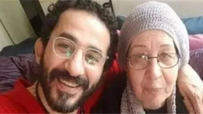 موعد جنازة والدة الفنان أحمد حلمي وتفاصيل تشييع الجثمان إلى مثواه الأخير