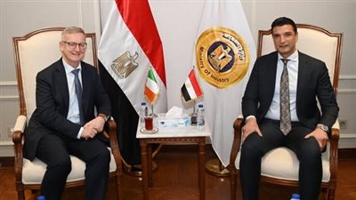 مصر وأيرلندا تبحثان توسيع التعاون الصناعي وجذب استثمارات جديدة