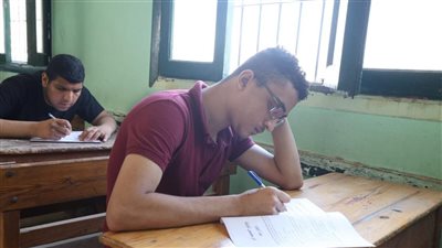 82 ألف طالب وطالبة يؤدون امتحانات الثانوية الأزهرية في مادة القرآن والحديث