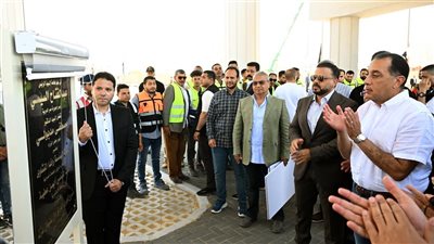 3 حارات بكل اتجاه..رئيس الوزراء يفتتح كوبري الفريق أول سليمان عزت بالإسكندرية