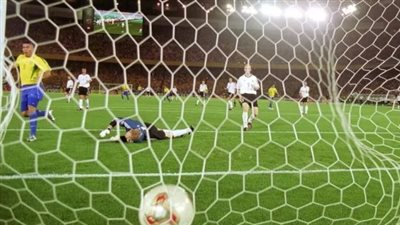 ألمانيا والبرازيل فى نهائي 2002