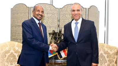 مصر وإريتريا تعززان شراكتهما الاستراتيجية وتؤكدان رفض التدخلات غير المشاطئة في أمن البحر الأحمر
