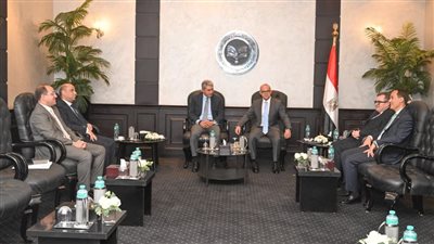 وزراء الاستثمار والسياحة والصناعة والمالية والتخطيط والعمل يبحثون مع البنك الدولي محاور الخطة التنفيذية لاستراتيجية الاستثمار الأجنبي المباشر